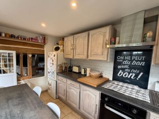 maison normande 8 Pièces en vente sur MANNEVILLE LA PIPARD (14130)