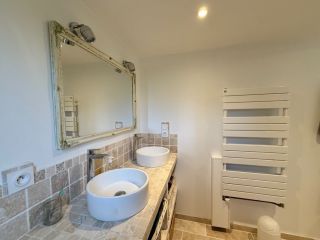 maison normande 8 Pièces en vente sur MANNEVILLE LA PIPARD (14130)