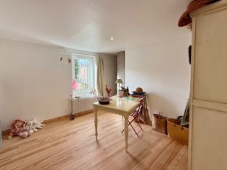 maison normande 8 Pièces en vente sur MANNEVILLE LA PIPARD (14130)