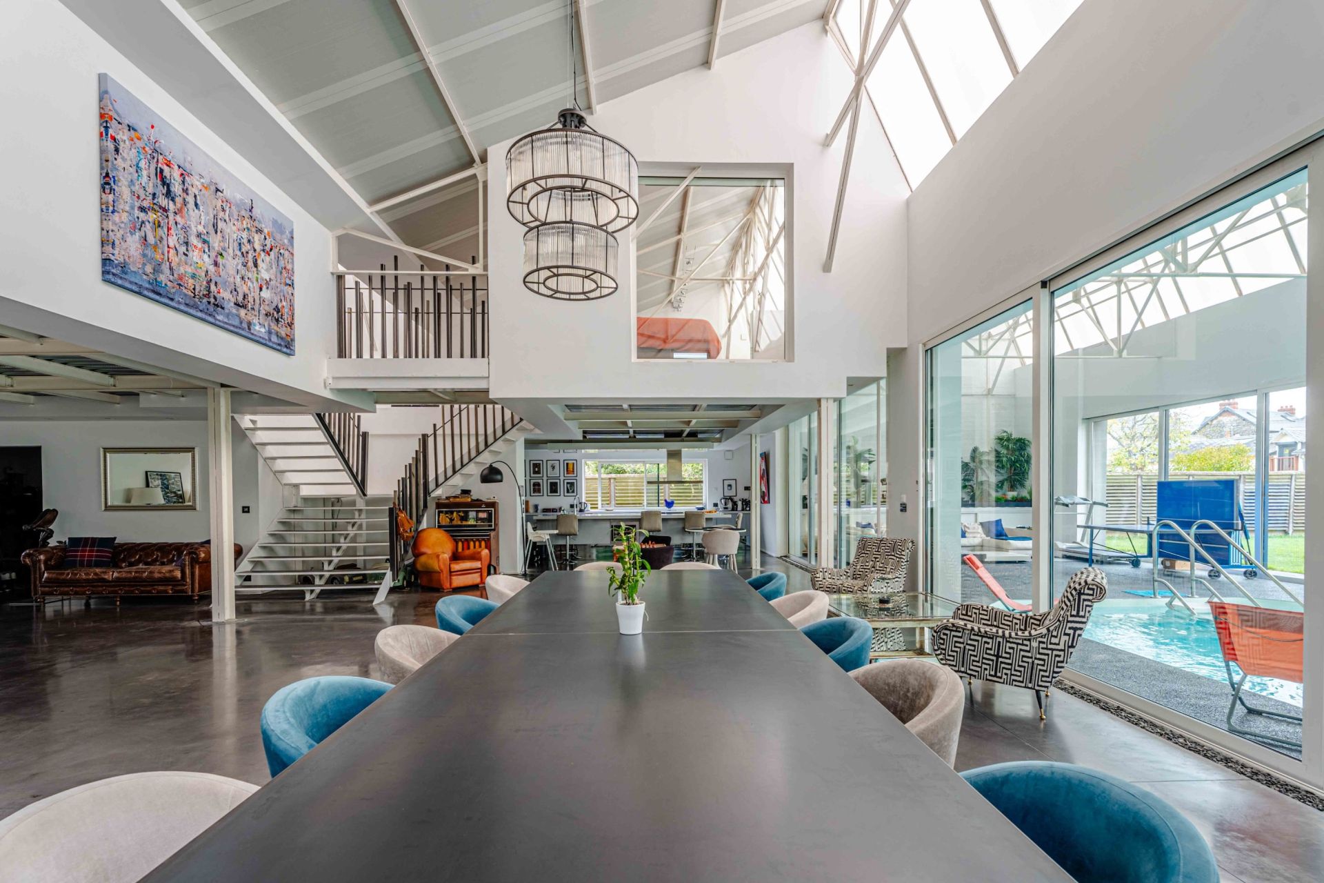 house 7 Rooms for sale on CAEN (14000)