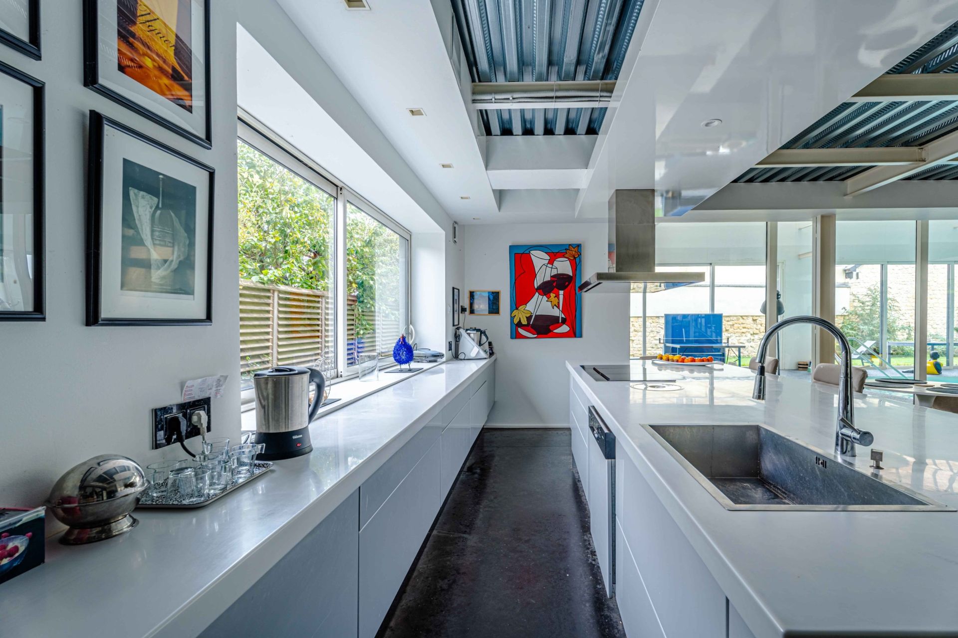 house 7 Rooms for sale on CAEN (14000)