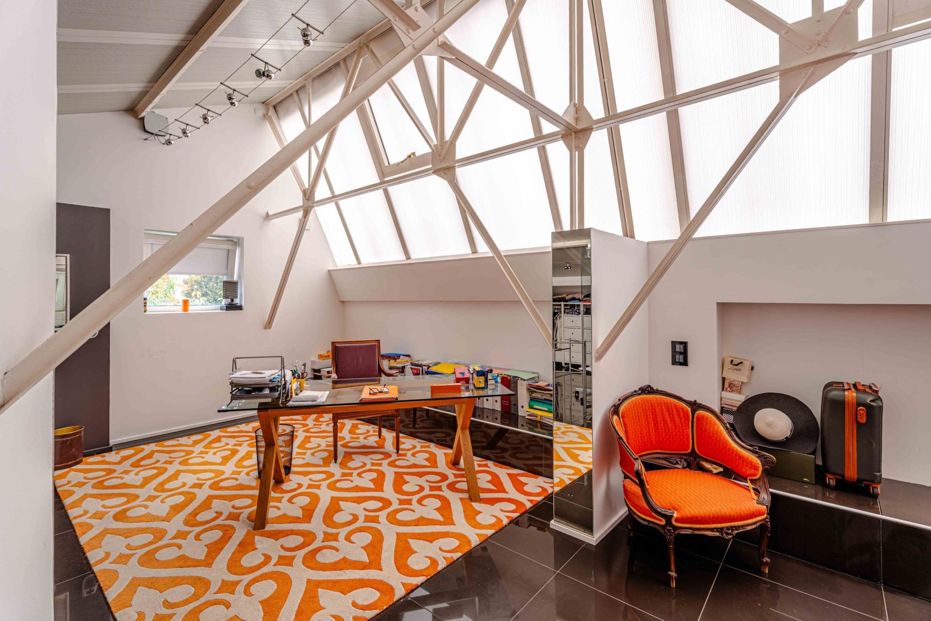 house 7 Rooms for sale on CAEN (14000)