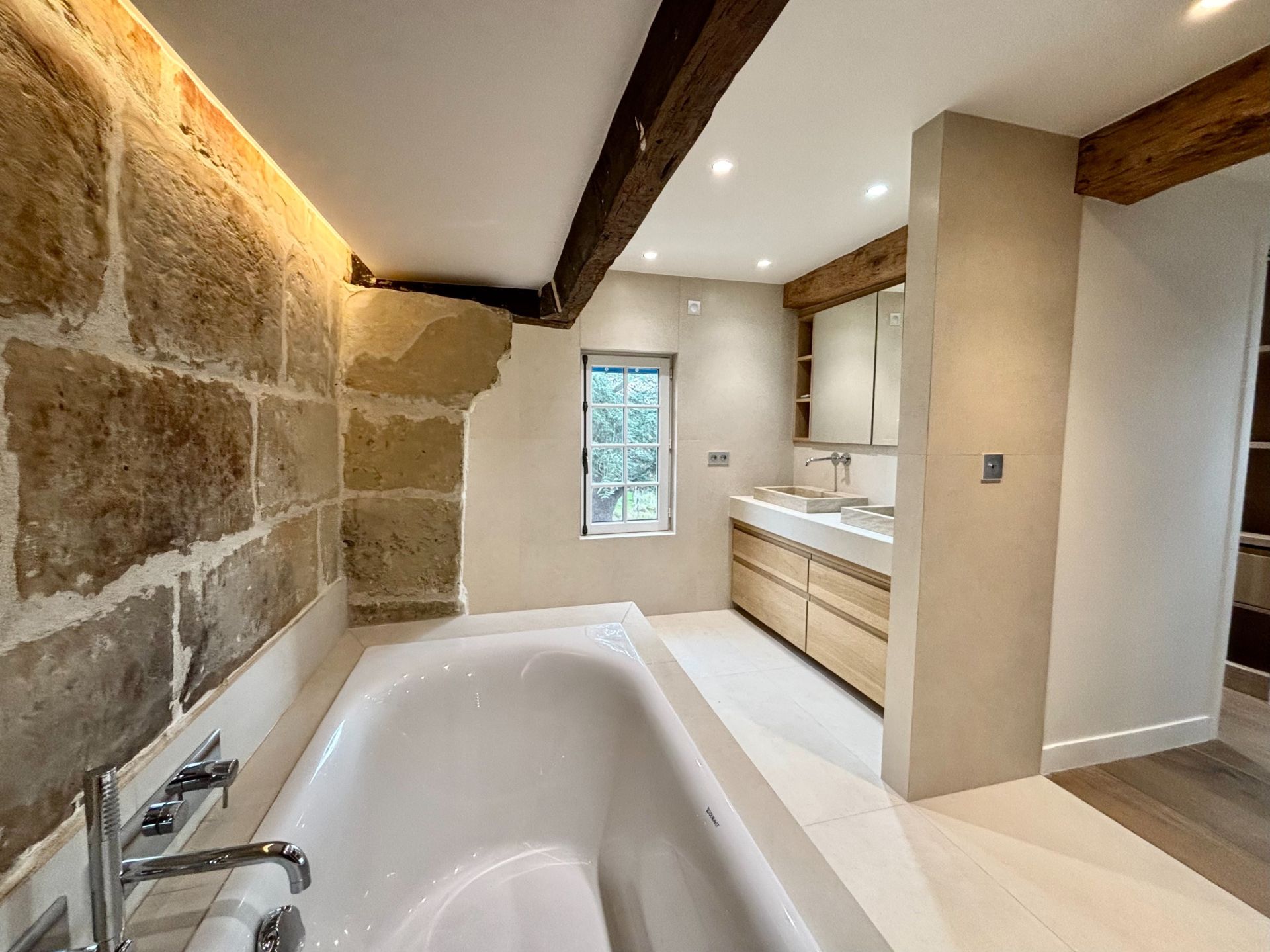 maison 7 Pièces en vente sur MEZIDON VALLEE D AUGE (14140)