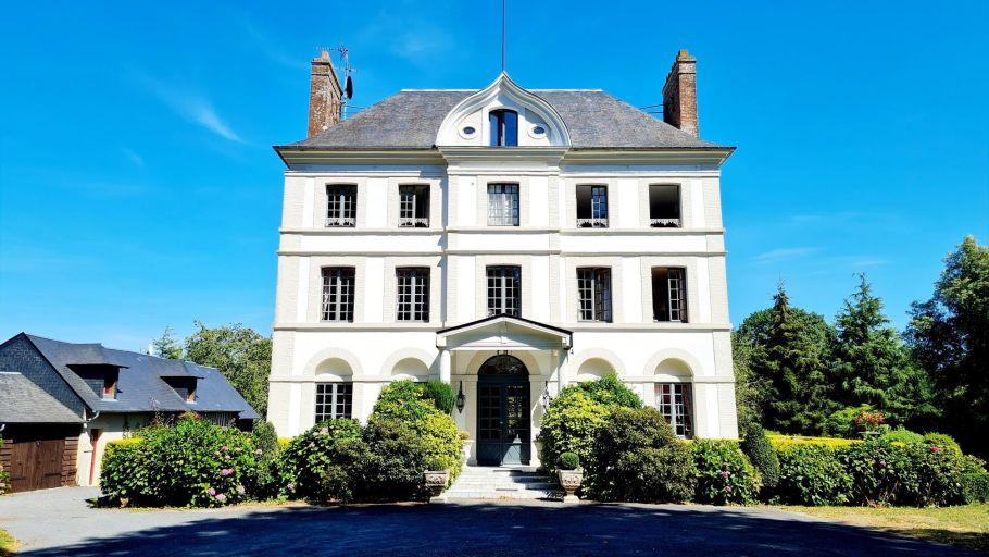 maison de maître 16 Pièces en vente sur DEAUVILLE (14800)