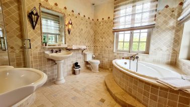 maison de maître 16 Pièces en vente sur PONT L EVEQUE (14130)