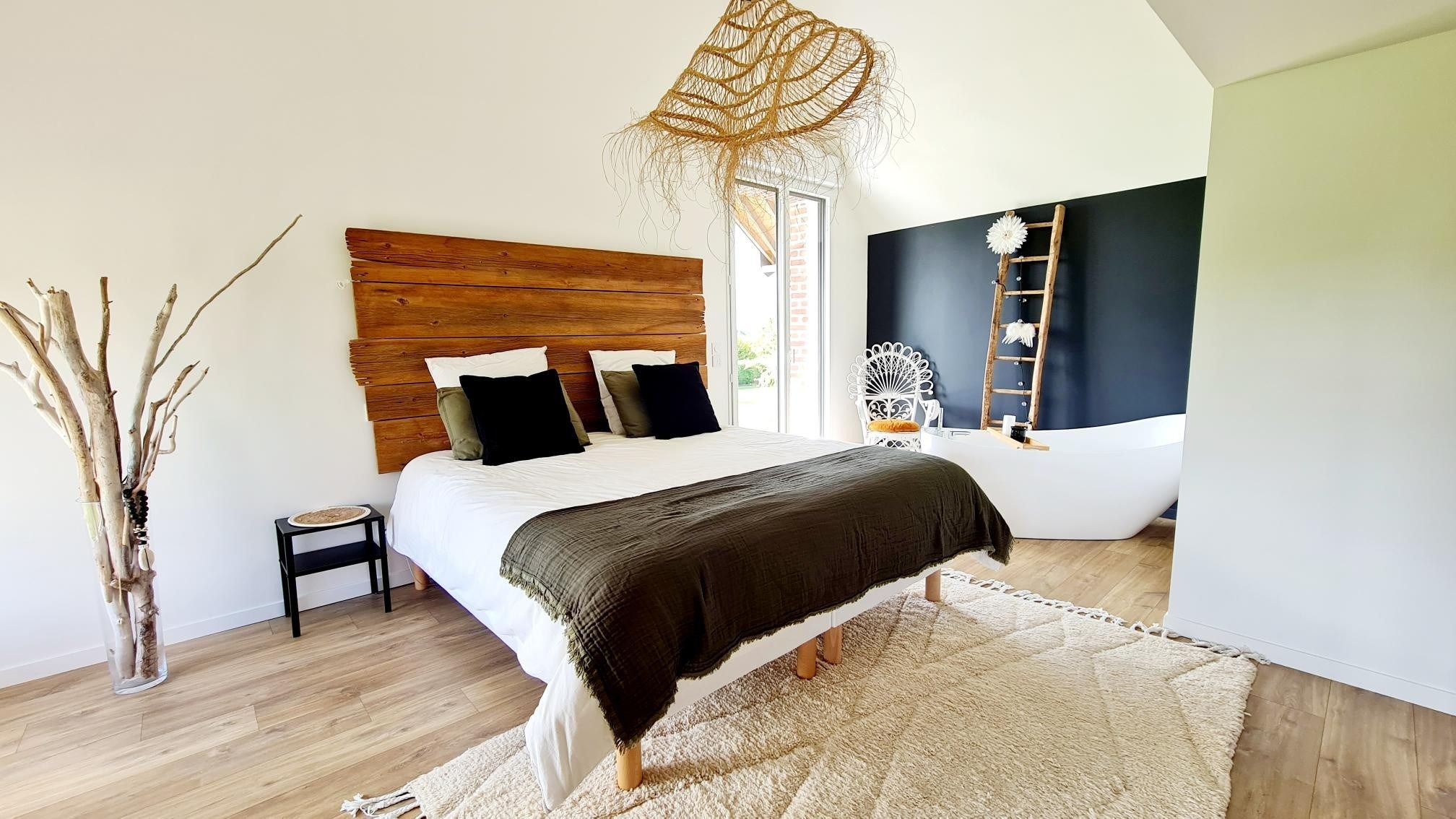 house 5 Rooms for sale on PONT L EVEQUE (14130)