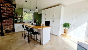 house 5 Rooms for sale on PONT L EVEQUE (14130)