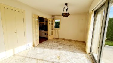 house 7 Rooms for sale on HONFLEUR (14600)