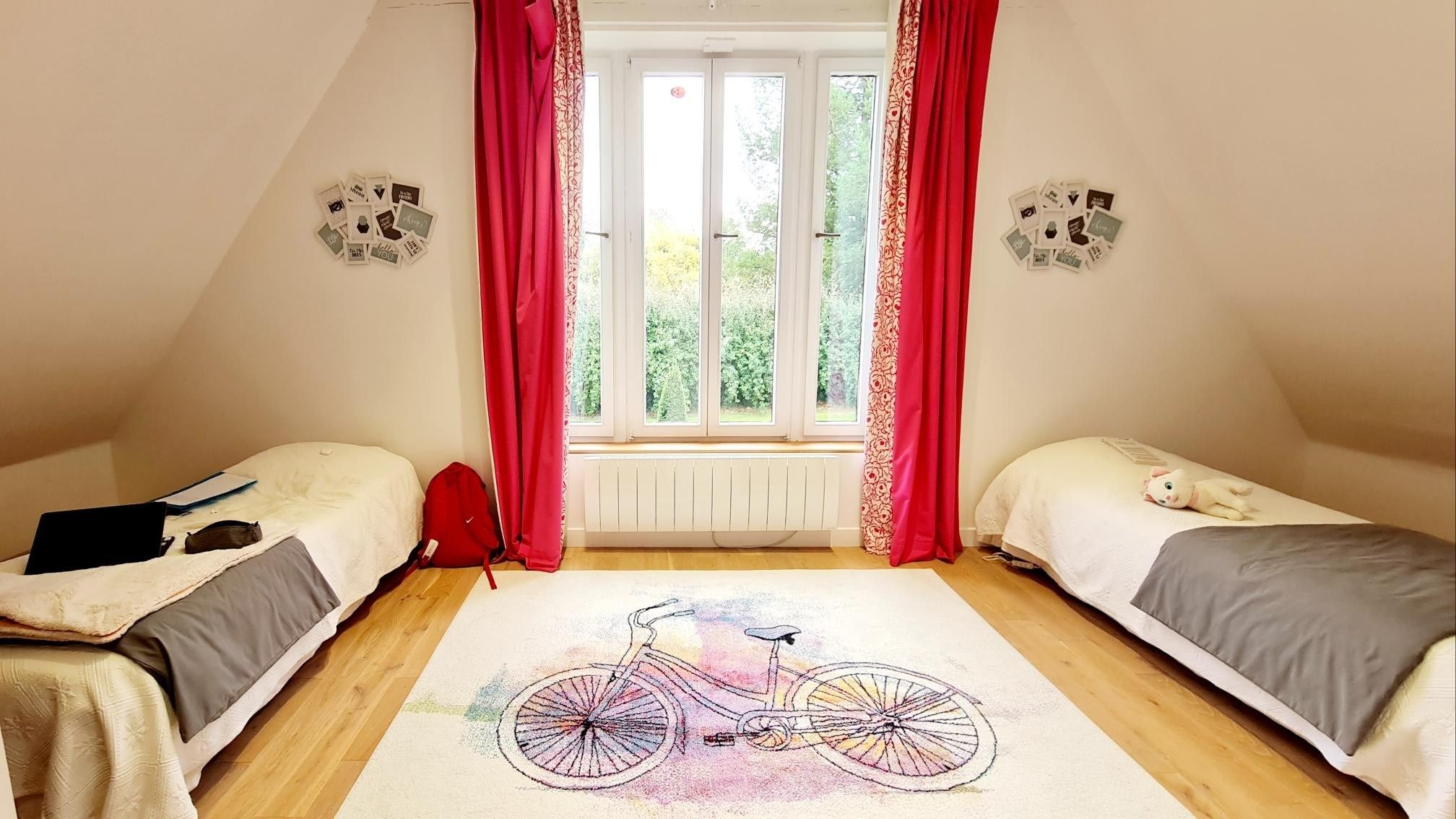 maison 9 Pièces en vente sur QUETTEVILLE (14130)