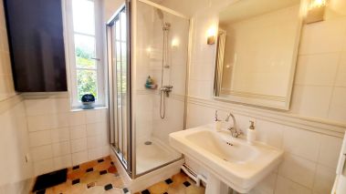 maison 9 Pièces en vente sur QUETTEVILLE (14130)
