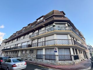 apartment 3 Rooms for sale on DEAUVILLE (14800)