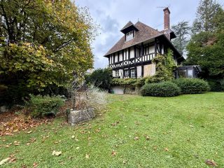 maison normande 9 Pièces en vente sur MONT ST AIGNAN (76130)