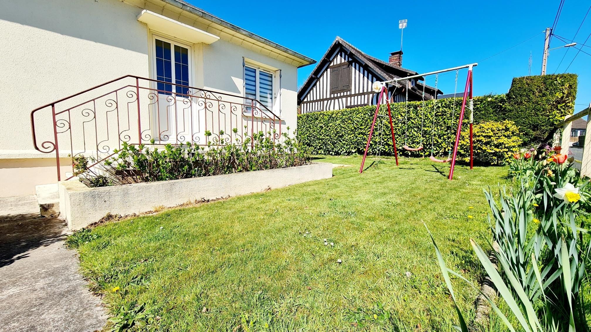 house 5 Rooms for sale on ST GATIEN DES BOIS (14130)