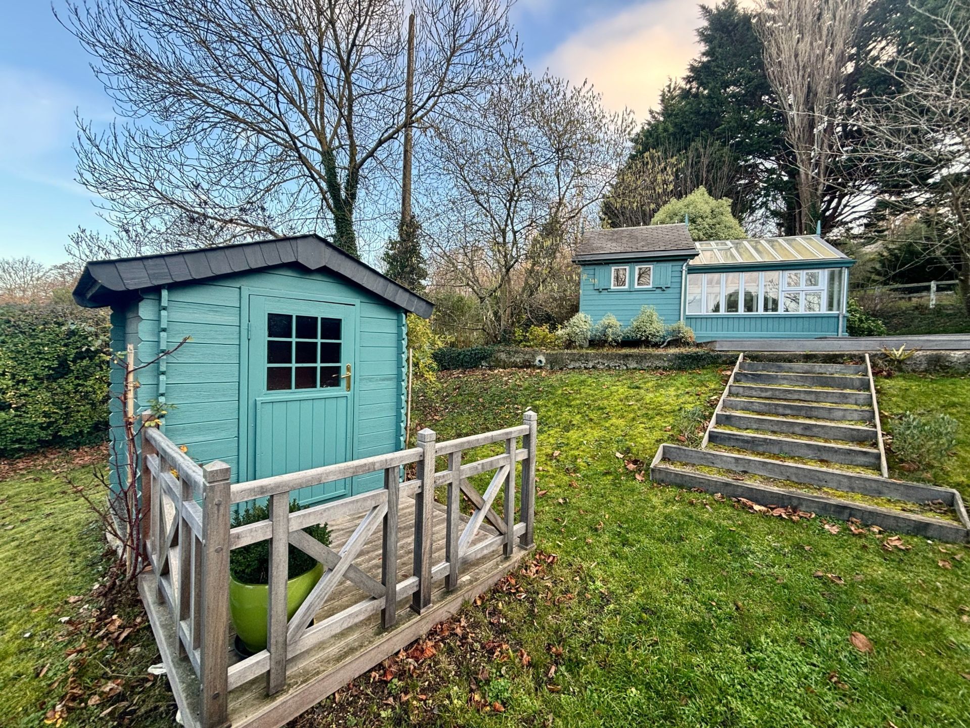 house 5 Rooms for sale on TROUVILLE SUR MER (14360)