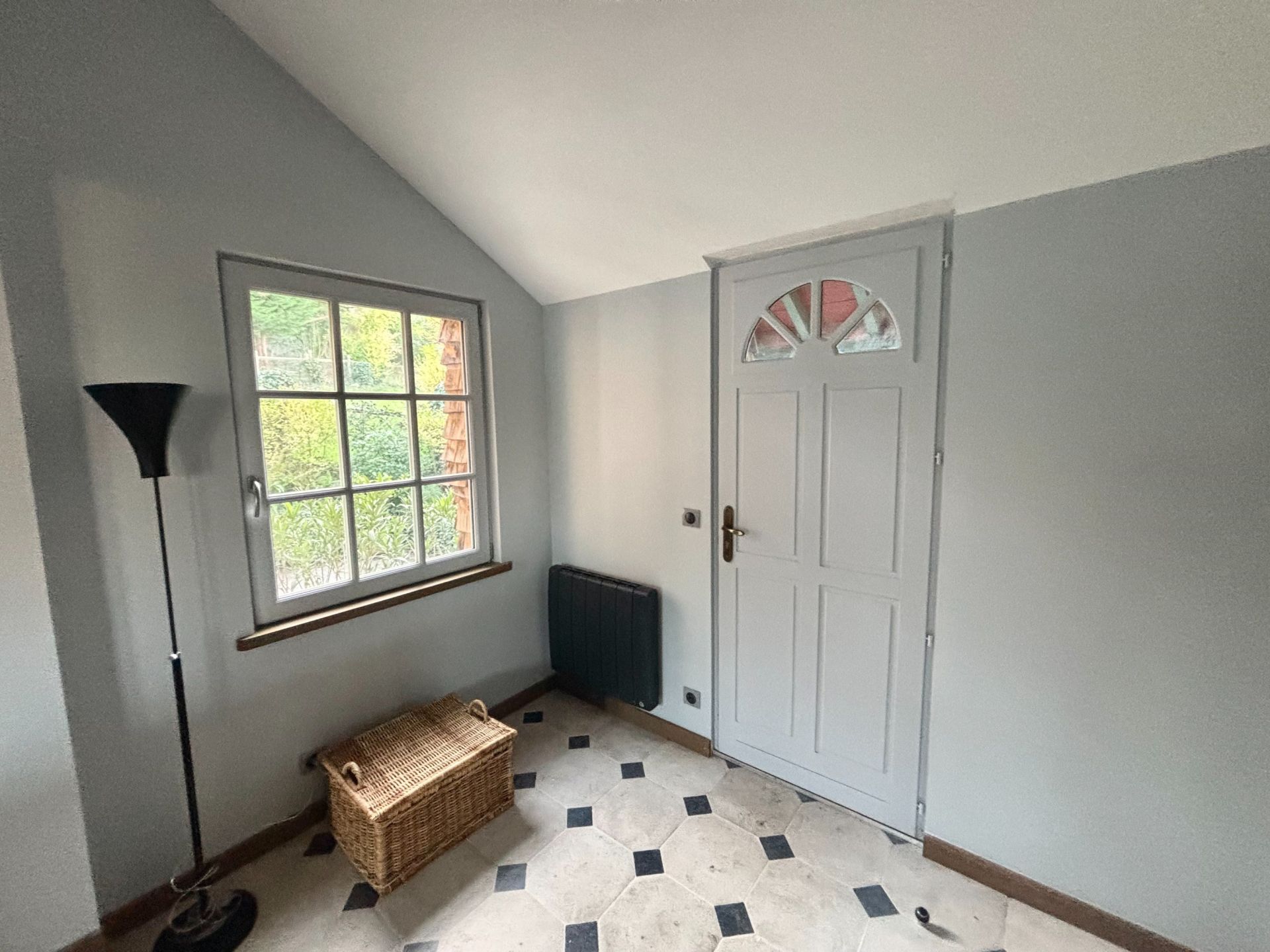 house 5 Rooms for sale on TROUVILLE SUR MER (14360)