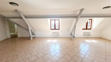 appartement 5 Pièces en vente sur PONT L EVEQUE (14130)