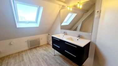 appartement 5 Pièces en vente sur PONT L EVEQUE (14130)