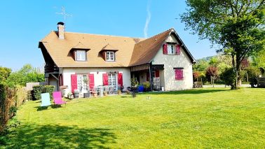 house 13 Rooms for sale on PONT L EVEQUE (14130)