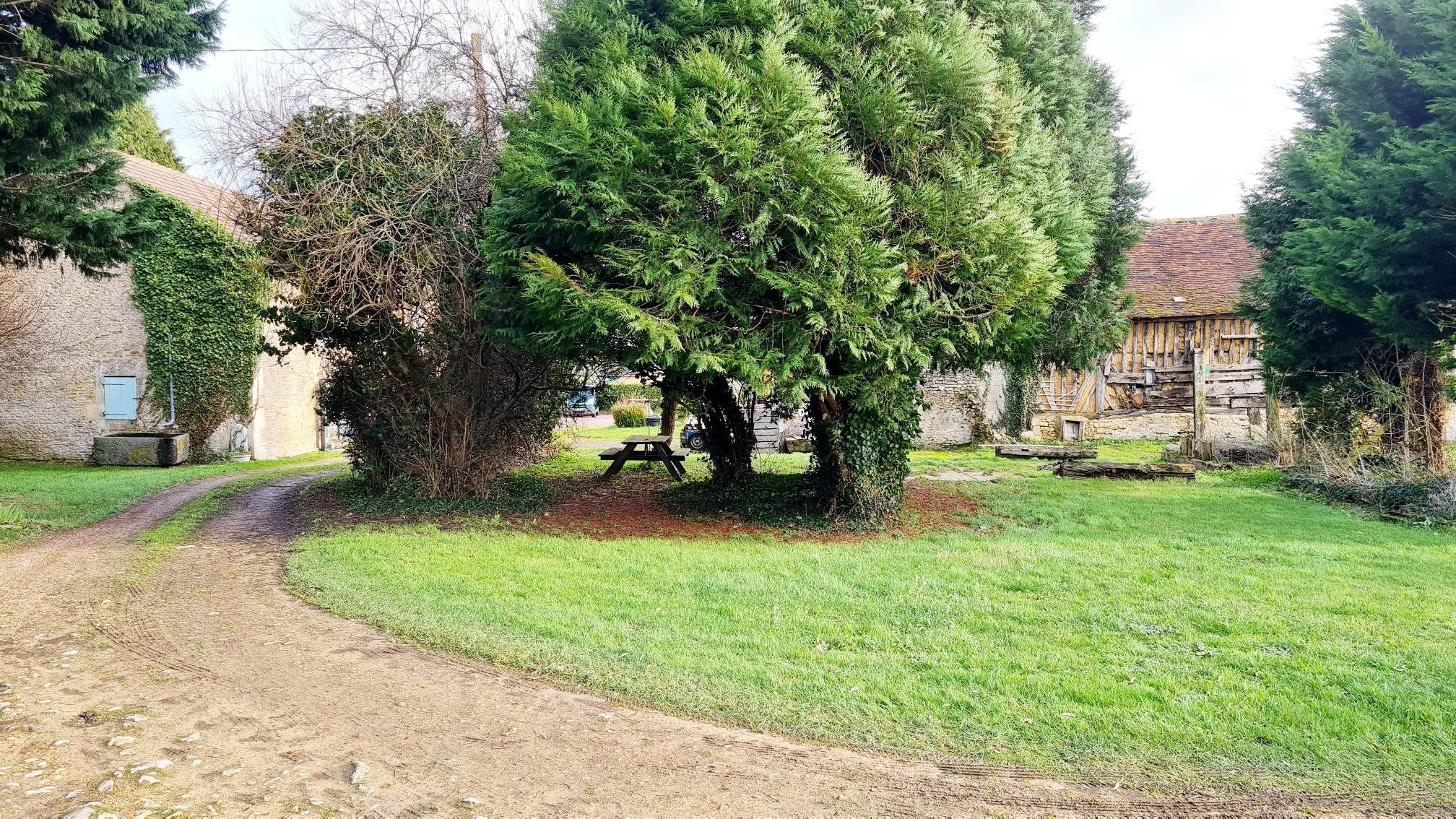 maison 8 Pièces en vente sur ARGENCES (14370)