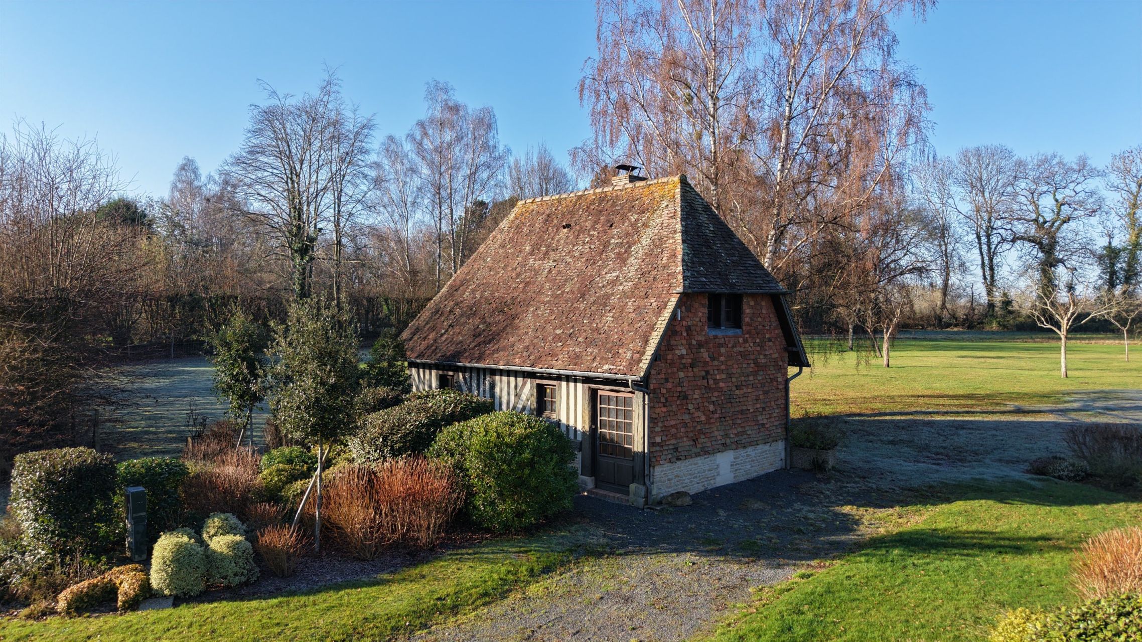 house 13 Rooms for sale on ST ARNOULT (14800)
