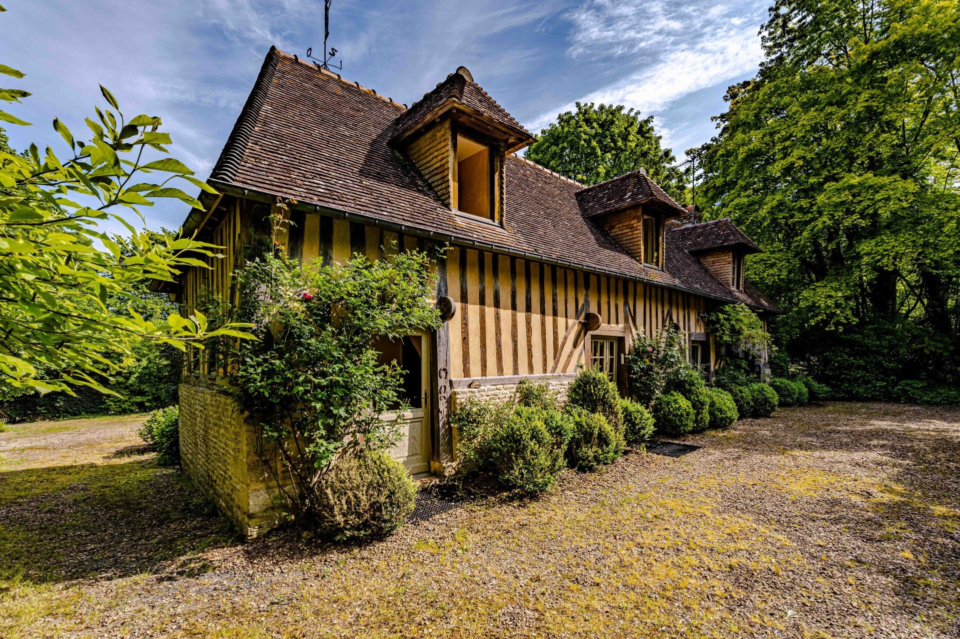 maison 40 Pièces en vente sur PONT L EVEQUE (14130)