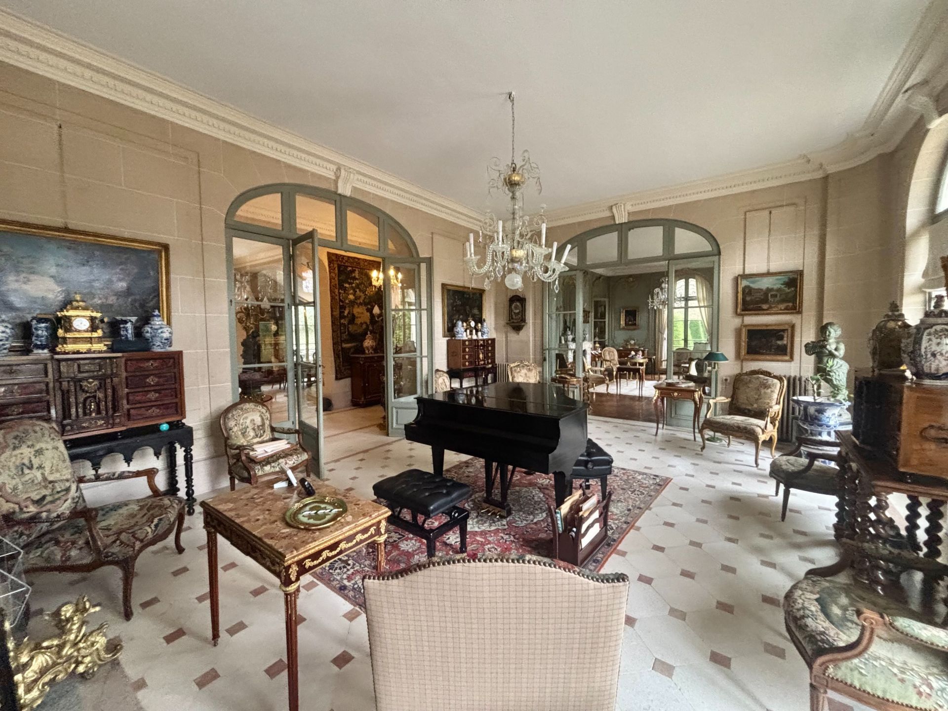 castle 10 Rooms for sale on ST PIERRE DU VAUVRAY (27430)