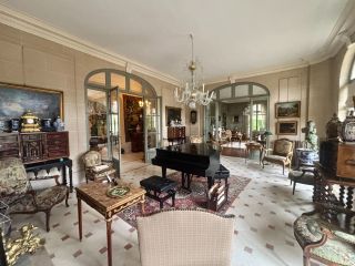 castle 10 Rooms for sale on ST PIERRE DU VAUVRAY (27430)