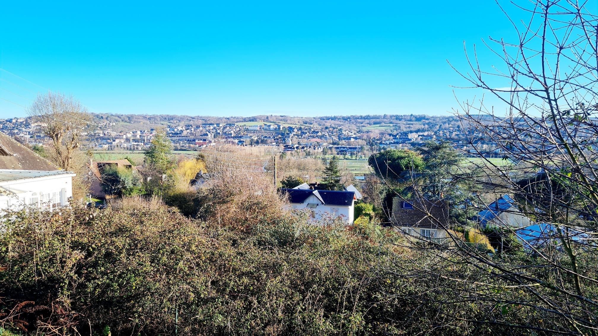 house 4 Rooms for sale on DEAUVILLE (14800)