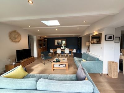 Vente Maison contemporaine Mont-Saint-Aignan 5&nbsp;Pièces 150&nbsp;m²