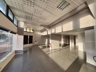 activity premises for sale on DEAUVILLE (14800)