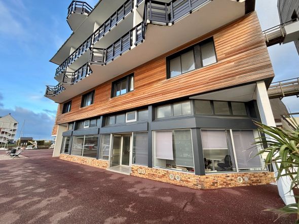 Sale Activity premises Deauville 225&nbsp;m²