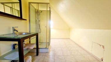 house 8 Rooms for sale on MOYAUX (14590)