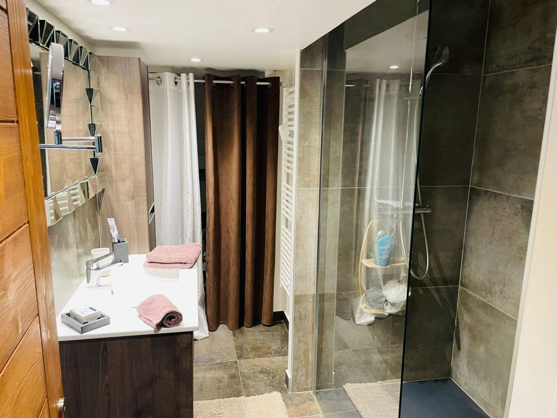 Norman house 14 Rooms for sale on REVIERS (14470)