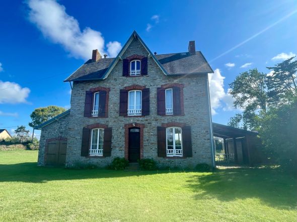 Sale House Saint-Germain-sur-Ay 4&nbsp;Rooms 143&nbsp;m²