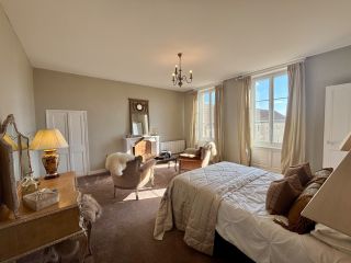 house 12 Rooms for sale on VIERVILLE SUR MER (14710)