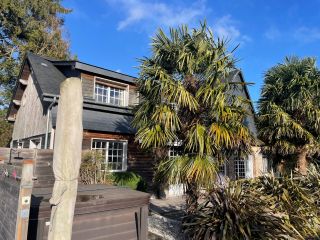 Norman house 9 Rooms for sale on LA LONDE (76500)