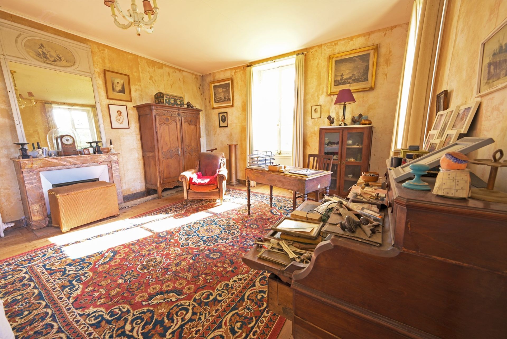 house 19 Rooms for sale on GRANDCAMP MAISY (14450)