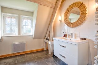 Norman house 6 Rooms for seasonal rent on TOURGEVILLE (14800)
