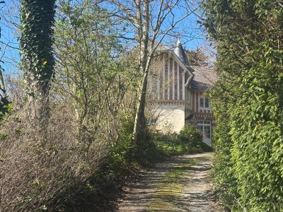 Vente Maison Arromanches-les-Bains 9&nbsp;Pièces 241&nbsp;m²