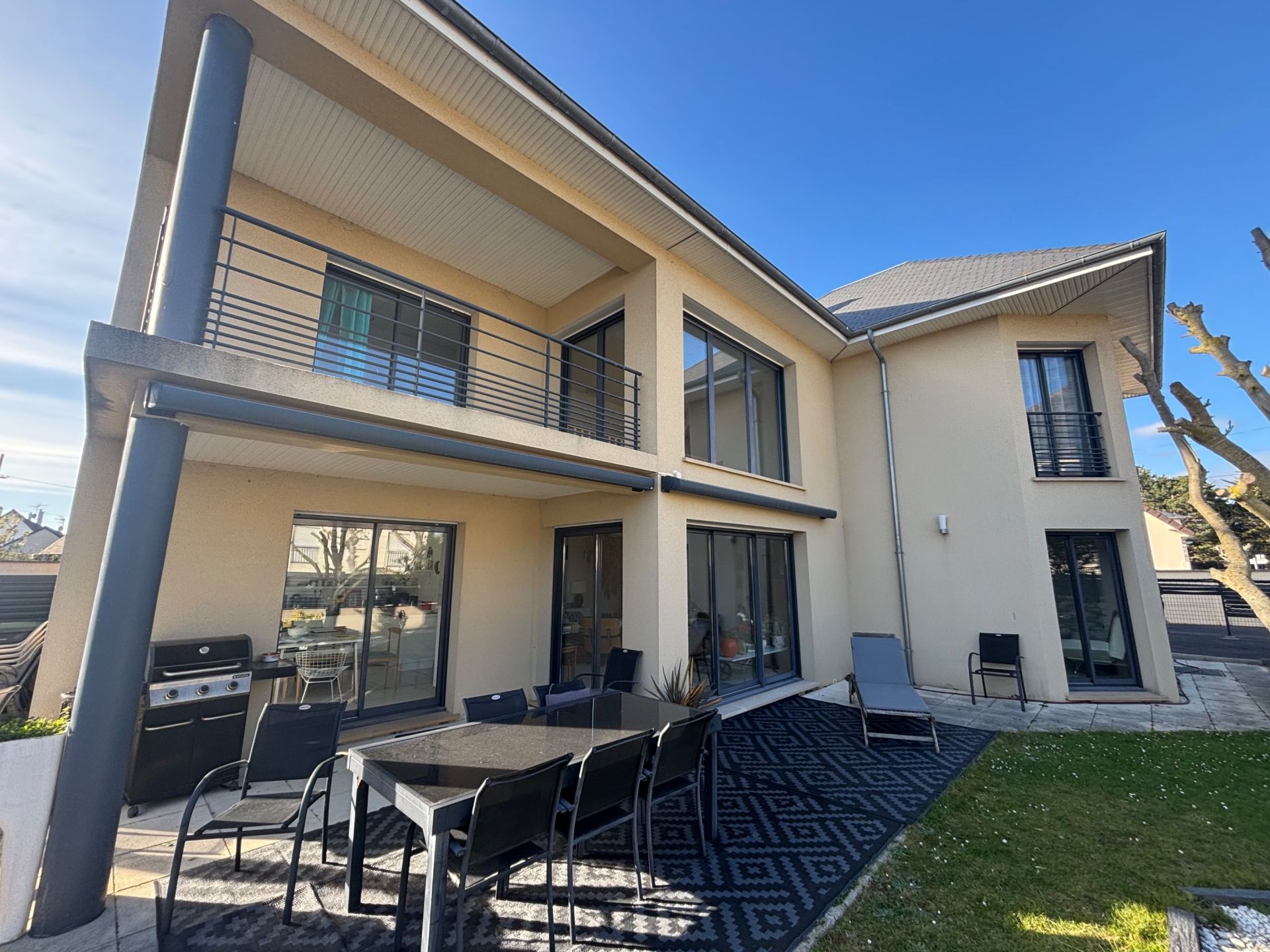 maison 7 Pièces en vente sur OUISTREHAM (14150)