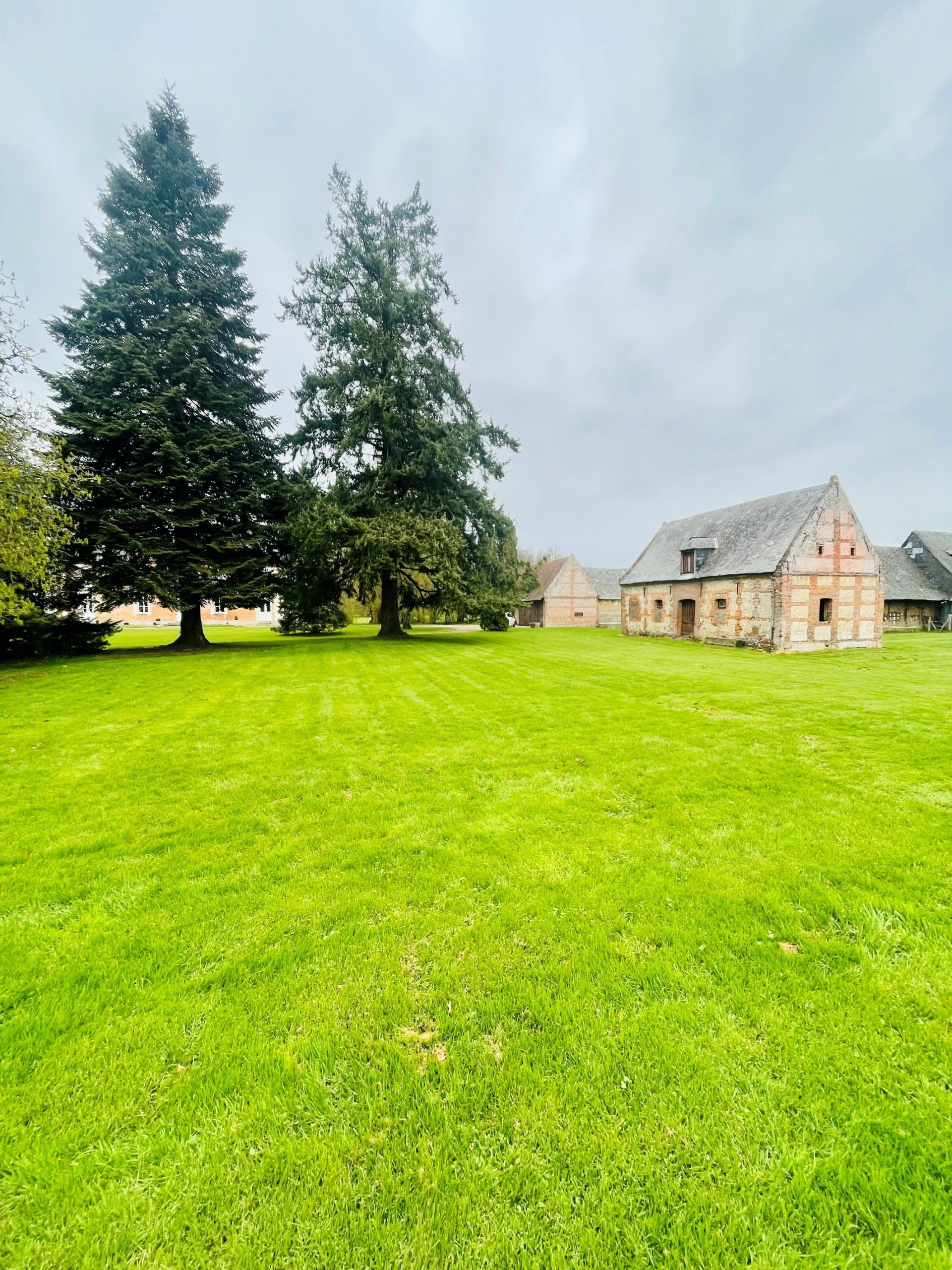 manor house 8 Rooms for sale on ILLOIS (76390)