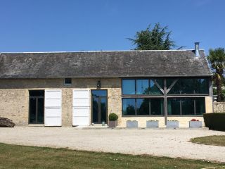 maison 14 Pièces en vente sur VIERVILLE SUR MER (14710)