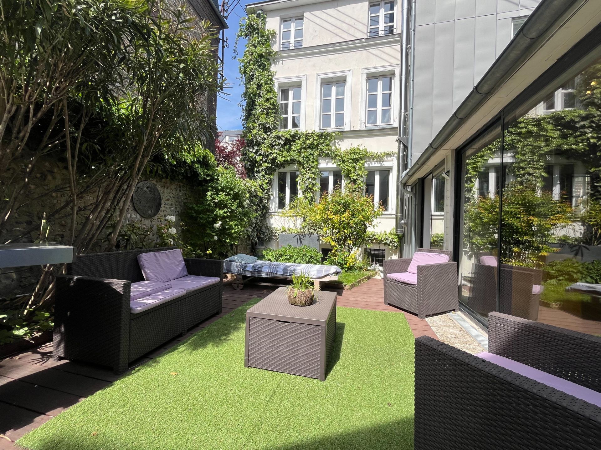 townhouse 10 Rooms for sale on ROUEN (76000)