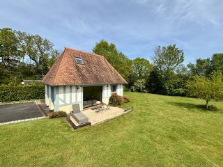 maison 8 Pièces en vente sur GLANVILLE (14950)