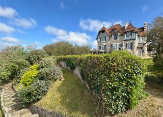 maison 11 Pièces en location saisonnière sur BENERVILLE SUR MER (14910)