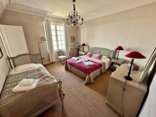 maison 11 Pièces en location saisonnière sur BENERVILLE SUR MER (14910)