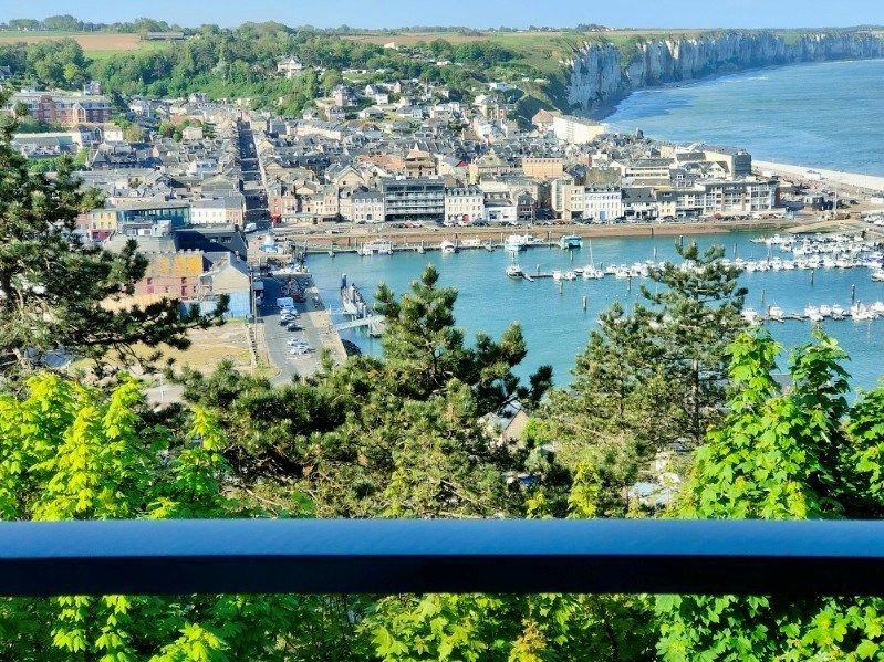 maison contemporaine 10 Pièces en vente sur FECAMP (76400)