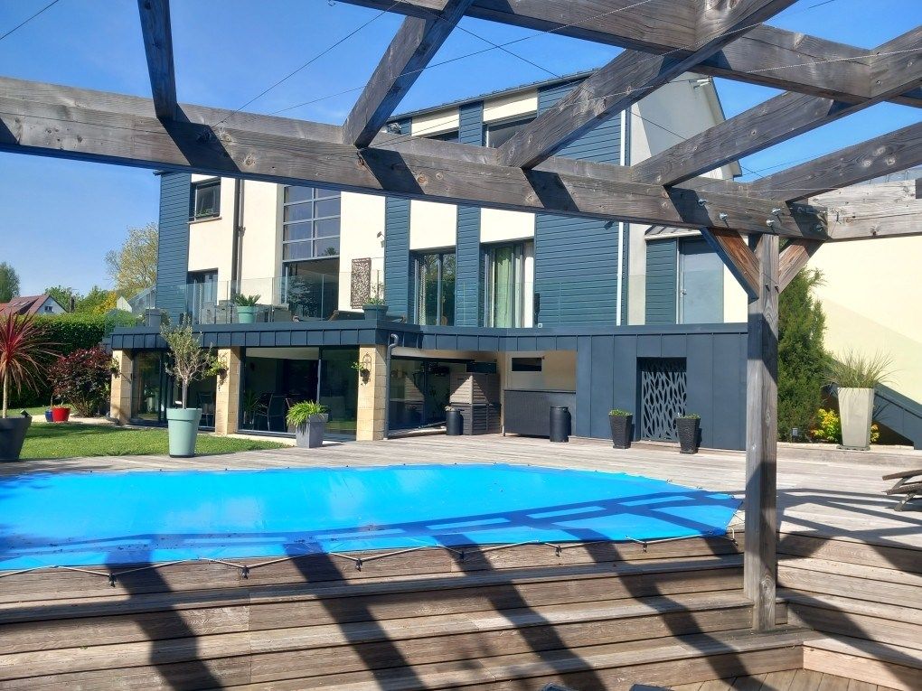 maison 10 Pièces en vente sur MALAUNAY (76770)