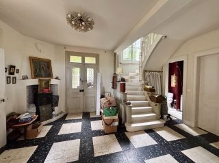 house 15 Rooms for sale on HAUTOT SUR MER (76550)