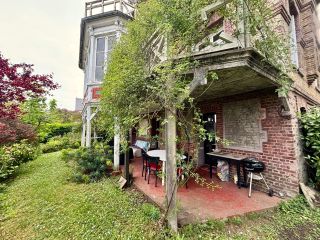 house 15 Rooms for sale on HAUTOT SUR MER (76550)